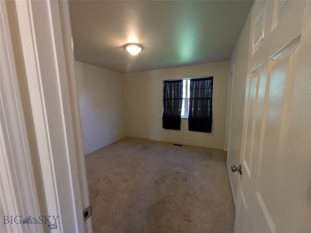 477 W River Rock, Belgrade, MT 59714