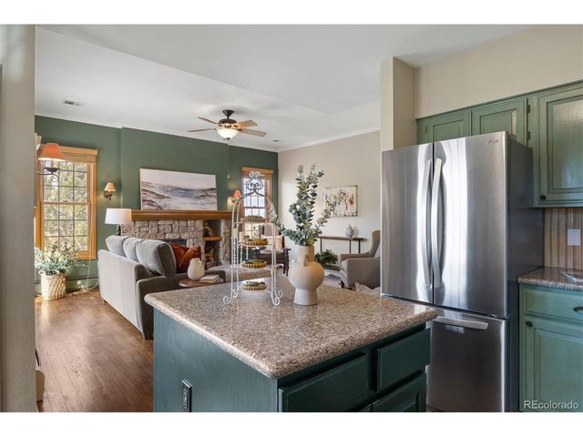 10 Roder Gate Ln, Castle Pines, CO 80108