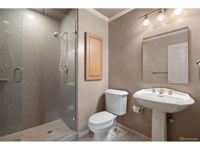 10 Roder Gate Ln, Castle Pines, CO 80108