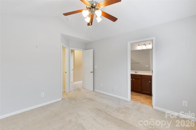 3204 Kemptown Square, Waxhaw, NC 28173