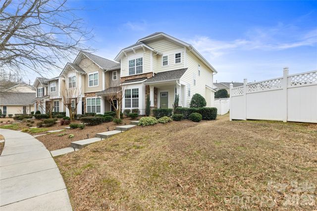 3204 Kemptown Square, Waxhaw, NC 28173