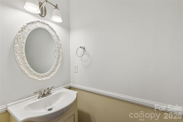 3204 Kemptown Square, Waxhaw, NC 28173