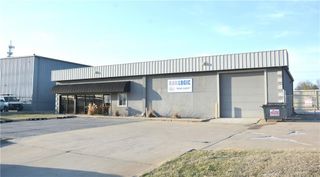 2929 E US Highway 40 Highway, Blue Springs, MO 64015