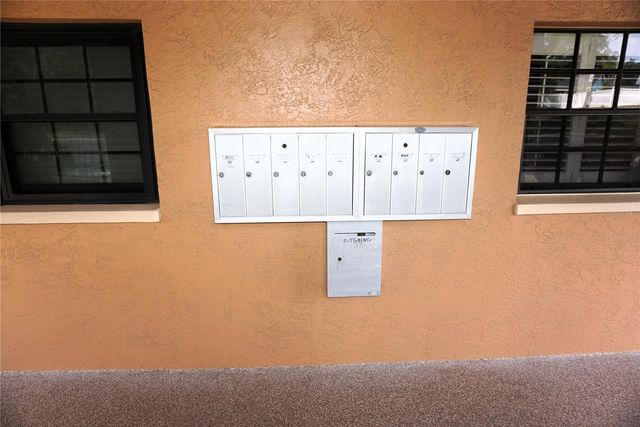 12900 VONN ROAD B201, Largo, FL 33774