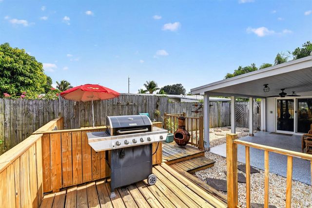 318 Glen Arbor Terrace, Boynton Beach, FL 33426