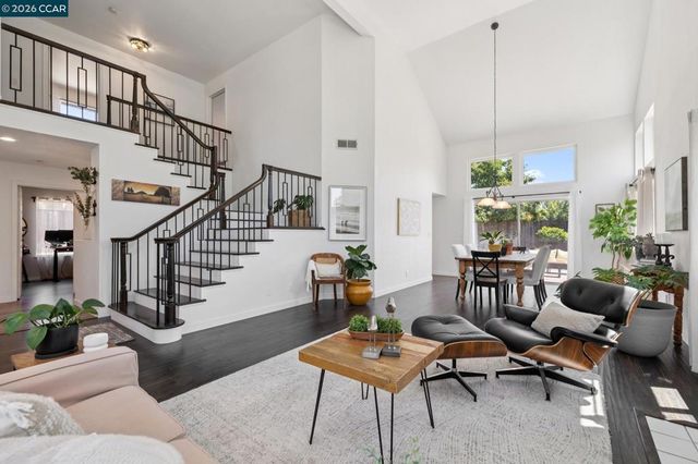 2724 De La Briandais Ct, Pinole, CA 94564