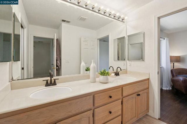 2724 De La Briandais Ct, Pinole, CA 94564