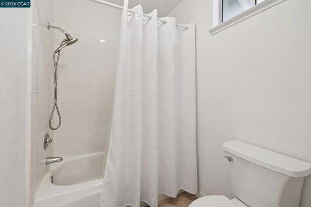 2724 De La Briandais Ct, Pinole, CA 94564
