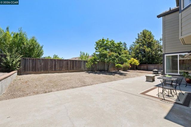 2724 De La Briandais Ct, Pinole, CA 94564