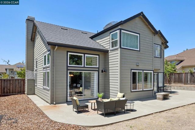 2724 De La Briandais Ct, Pinole, CA 94564
