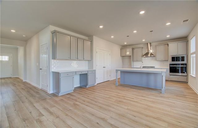 208 Chiswick Loop, Stockbridge, GA 30281