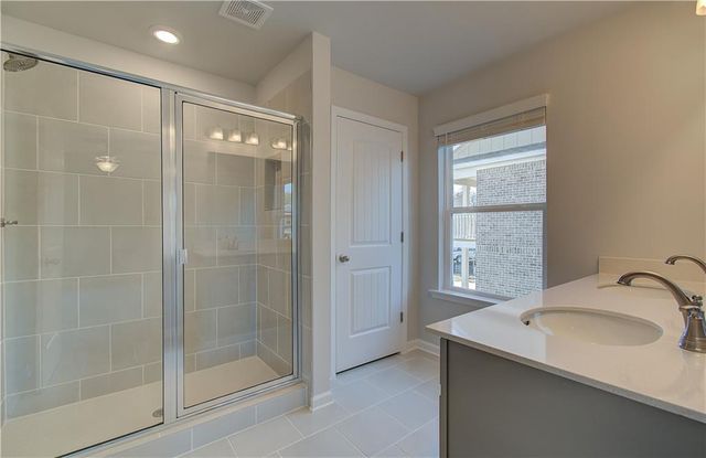 208 Chiswick Loop, Stockbridge, GA 30281
