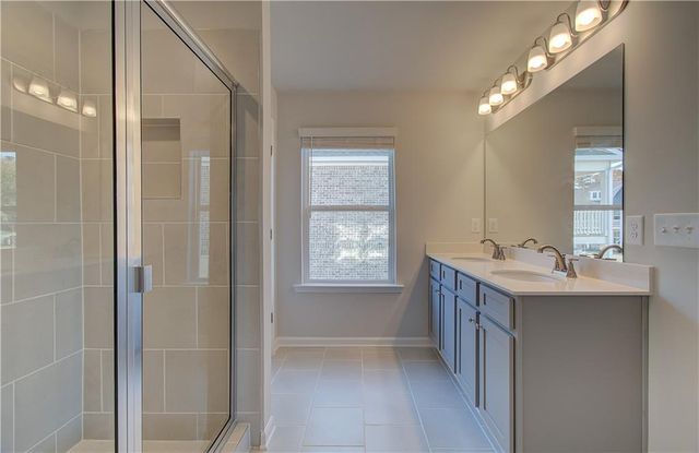 208 Chiswick Loop, Stockbridge, GA 30281