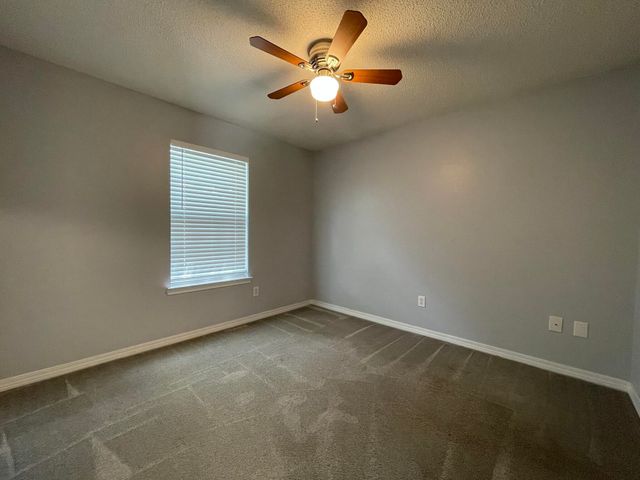 212 Lustan Drive, Crestview, FL 32536