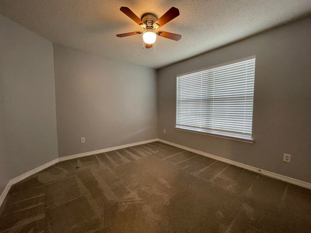 212 Lustan Drive, Crestview, FL 32536