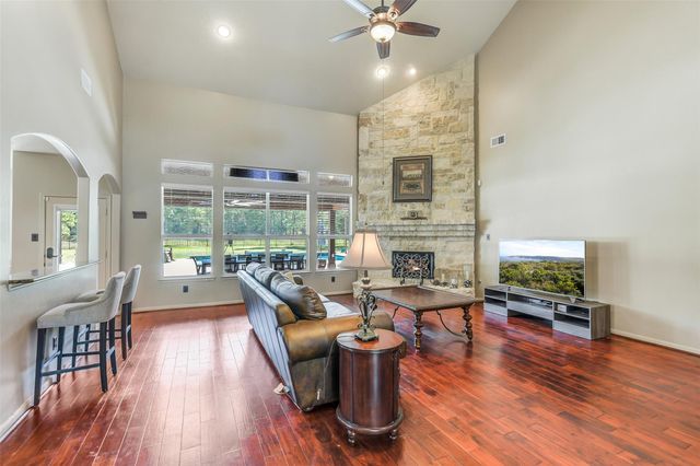 32711 Tall Oaks Way, Magnolia, TX 77354