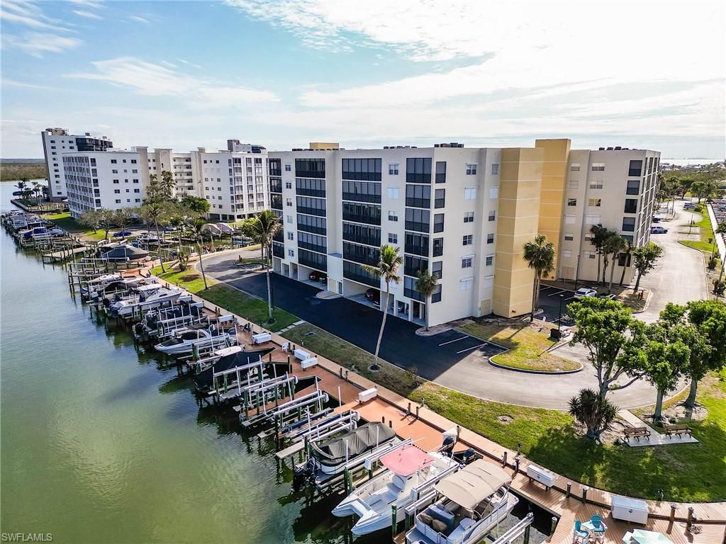 Hibiscus pointe #82 Bay Beach LN, FORT MYERS BEACH, FL 33931 — photo 3