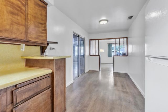 993 Blair St, Hood, CA 95639