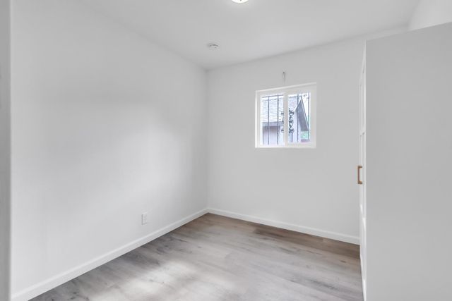 993 Blair St, Hood, CA 95639