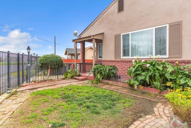 993 Blair St, Hood, CA 95639