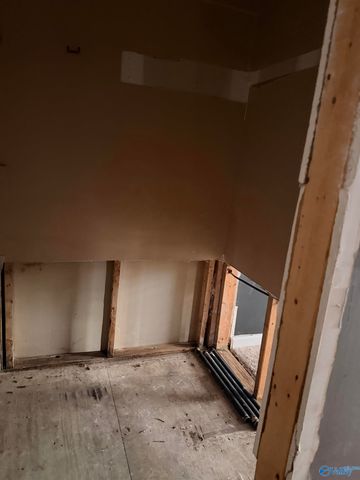 2009 Greenwood Place SW, Huntsville, AL 35802