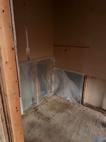 2009 Greenwood Place SW, Huntsville, AL 35802