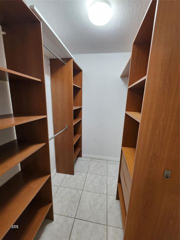 119 Hidden Court Road, Hollywood, FL 33023