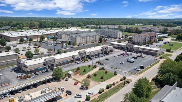 4408 W Walnut Street Suite 1&2, Rogers, AR 72756