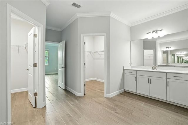 21085 Verawood LOOP, Estero, FL 33928