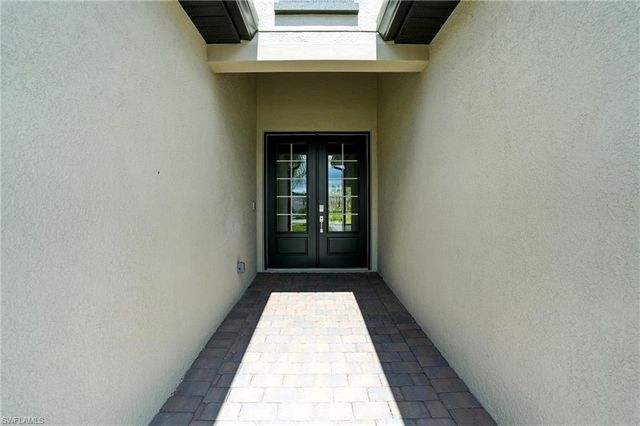 21085 Verawood LOOP, Estero, FL 33928