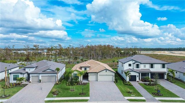 21085 Verawood LOOP, Estero, FL 33928