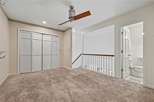 8317 NW Overland Drive, Kansas City, MO 64151