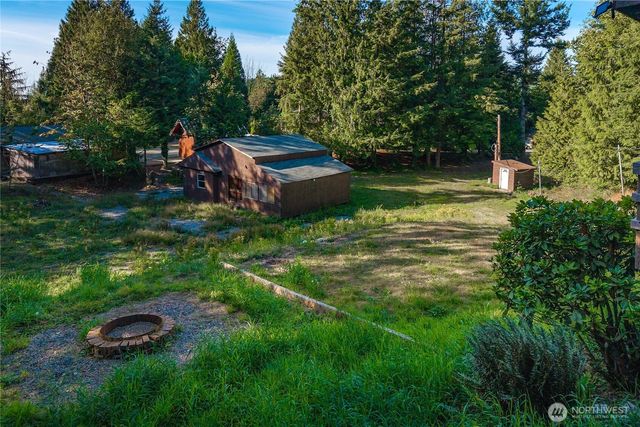 37635 West Lake Walker Drive SE, Enumclaw, WA 98022