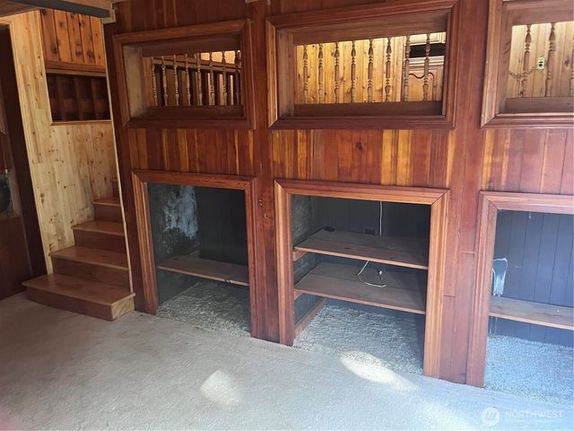 37635 West Lake Walker Drive SE, Enumclaw, WA 98022