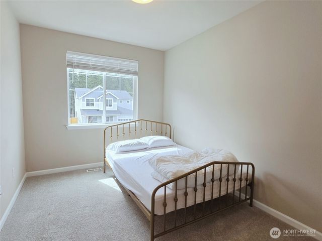 12911 Emerld Ridge Boulevard E, Puyallup, WA 98374