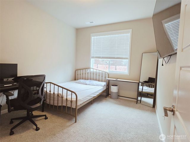 12911 Emerld Ridge Boulevard E, Puyallup, WA 98374