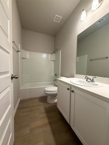 2928 Brittlebush Drive, Fort Worth, TX 76108