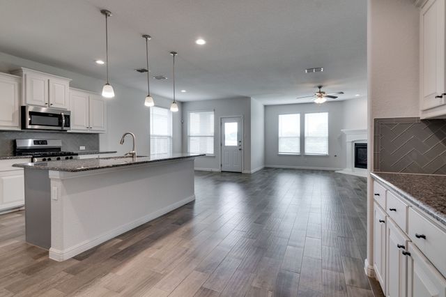 15908 Back Nine Road, Fort Worth, TX 76177