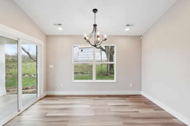 5017 Waterford Lane, Middletown, OH 45042