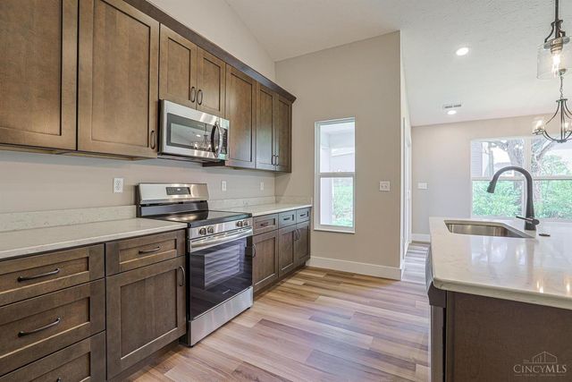 5017 Waterford Lane, Middletown, OH 45042