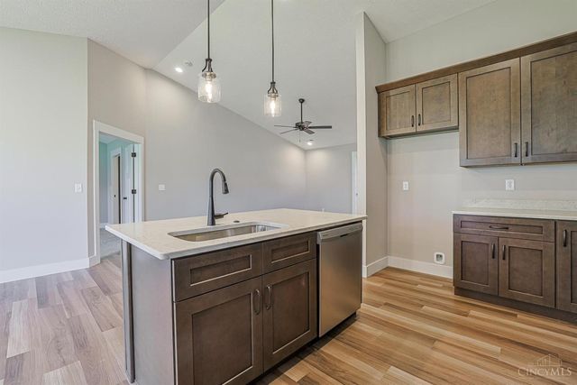 5017 Waterford Lane, Middletown, OH 45042