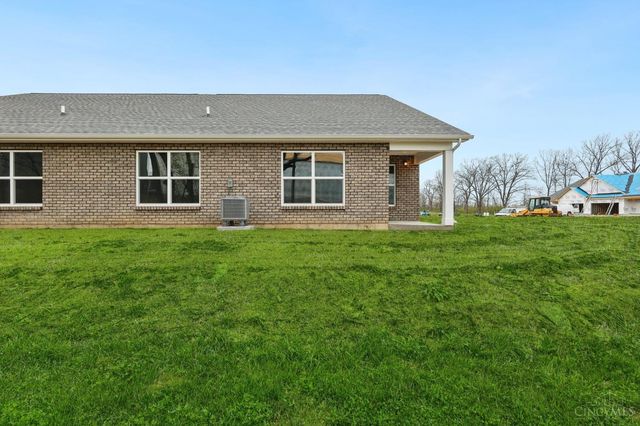 5017 Waterford Lane, Middletown, OH 45042