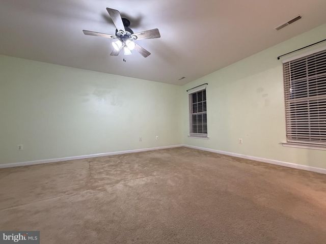 16 E LONE TREE DR, Camden, DE 19934