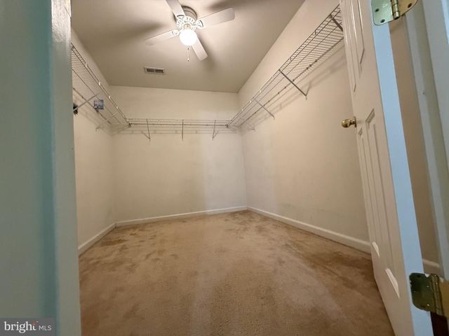 16 E LONE TREE DR, Camden, DE 19934