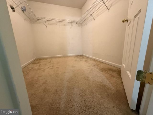 16 E LONE TREE DR, Camden, DE 19934