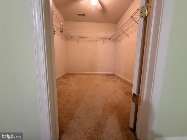 16 E LONE TREE DR, Camden, DE 19934