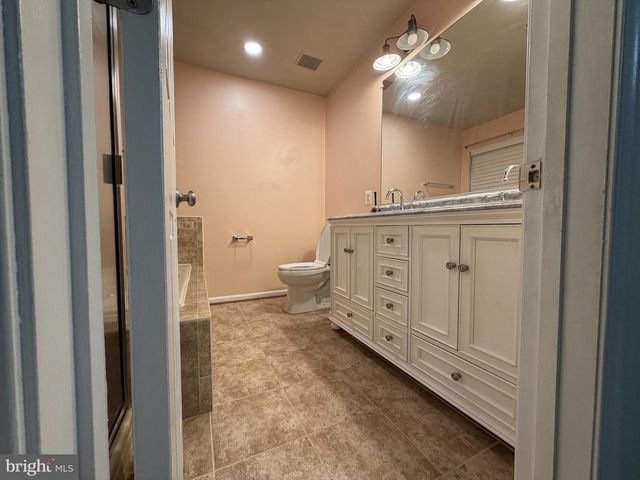 16 E LONE TREE DR, Camden, DE 19934