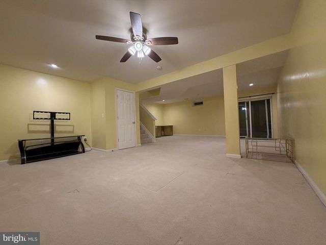 16 E LONE TREE DR, Camden, DE 19934