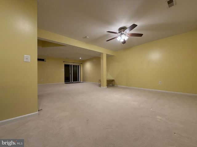 16 E LONE TREE DR, Camden, DE 19934