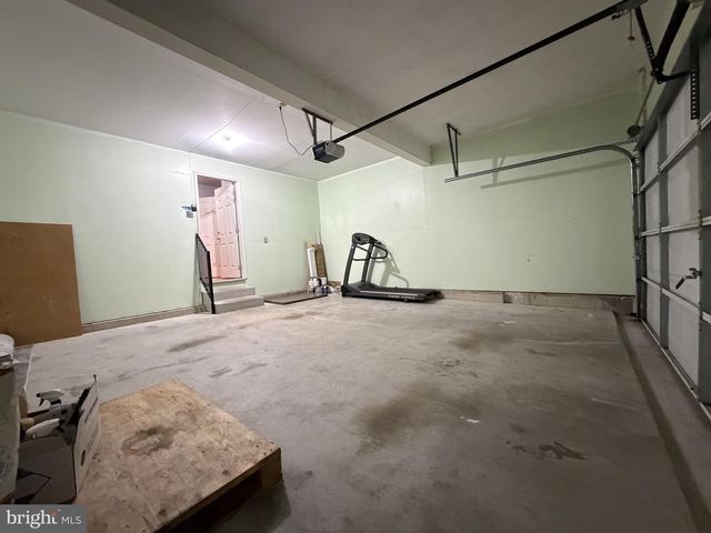 16 E LONE TREE DR, Camden, DE 19934